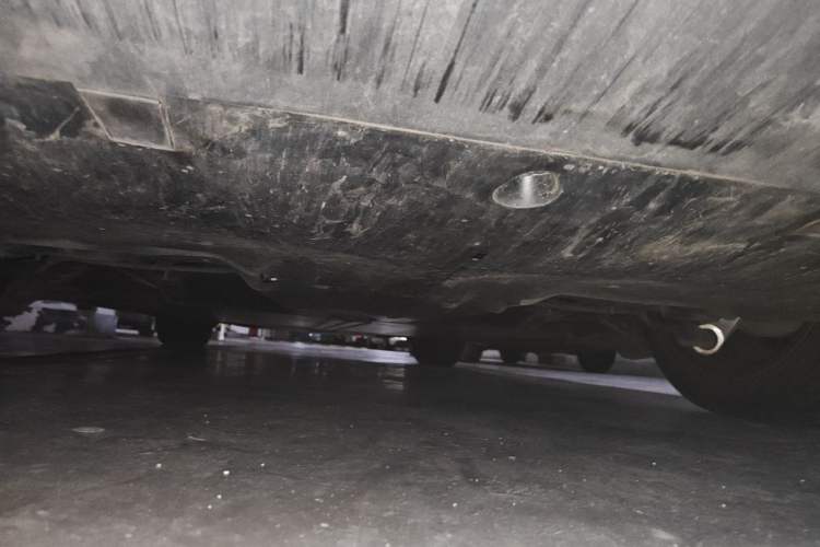Used Tesla Model Y 2025 Long-Range All-Wheel Drive First Edition Chassis Rear