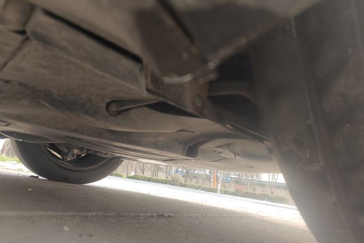 Used Tesla Model Y 2025 Rear-Wheel-Drive Version Chassis Rear Left