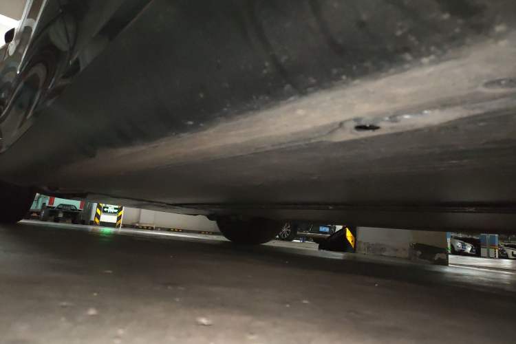 Used Tesla Model Y 2025 Long-Range All-Wheel Drive First Edition Chassis Rear Left