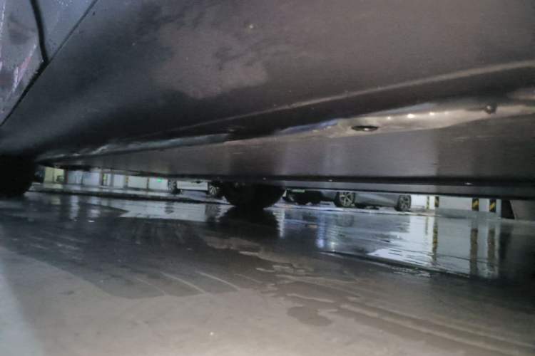 Used Tesla Model Y 2025 Rear-Wheel-Drive Version Chassis Rear Left