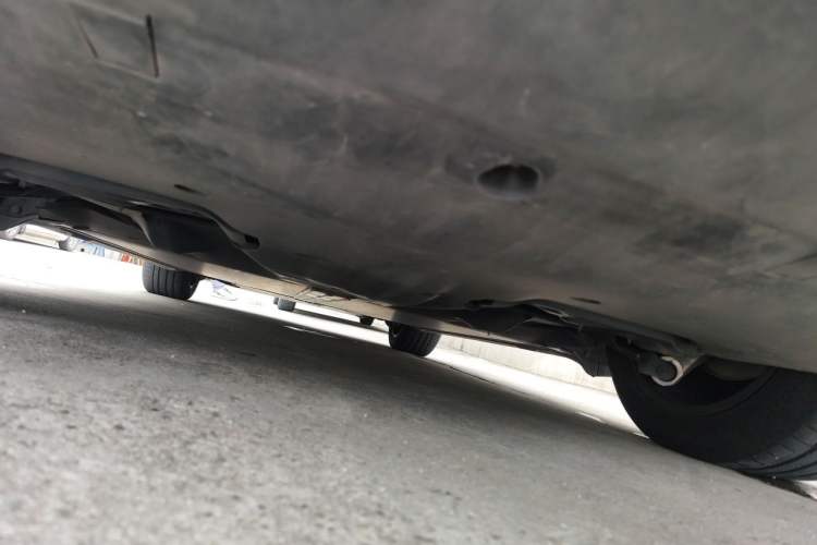 Used Tesla Model Y 2025 Long-Range All-Wheel Drive First Edition Chassis Rear