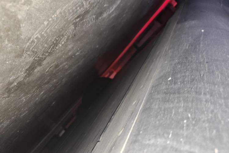 Used Tesla Model Y 2025 Long-Range All-Wheel Drive First Edition Chassis Rear Right