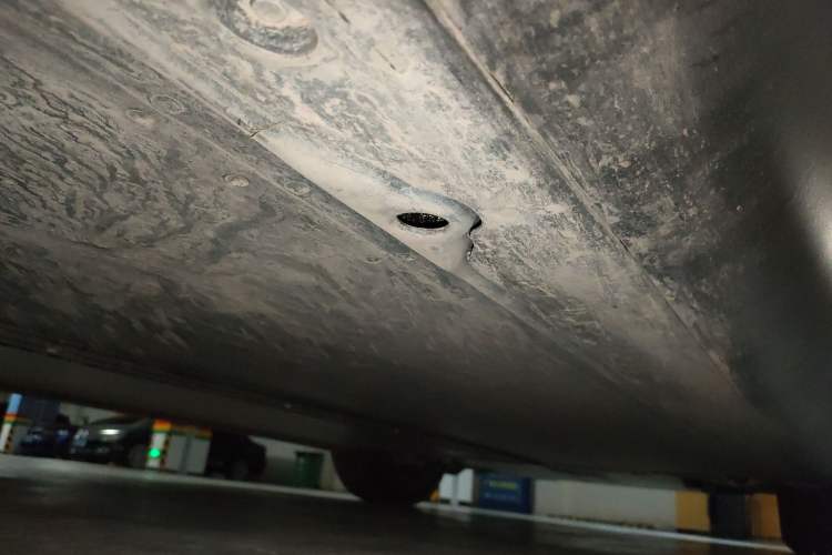 Used Tesla Model Y 2025 Long-Range All-Wheel Drive First Edition Chassis Rear Right