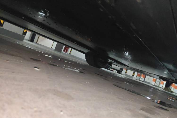 Used Tesla Model Y 2025 Rear-Wheel-Drive Version Chassis Rear Right