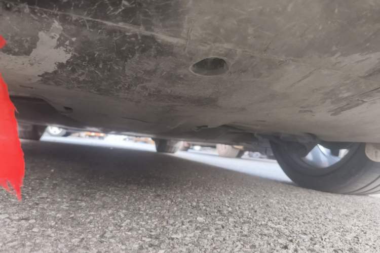 Used Tesla Model Y 2025 Long-Range All-Wheel-Drive Version Chassis Rear