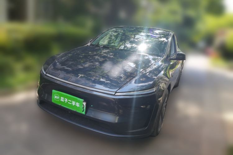 Used Tesla Model Y 2025 Long-Range All-Wheel-Drive Version Guazi used car, China used car export, Used car for sale, Used  cars, Cheapest cars for sale