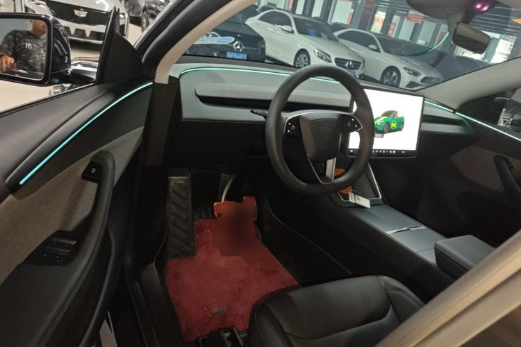 Used Tesla Model Y 2025 Rear-Wheel-Drive Version Driver Seat