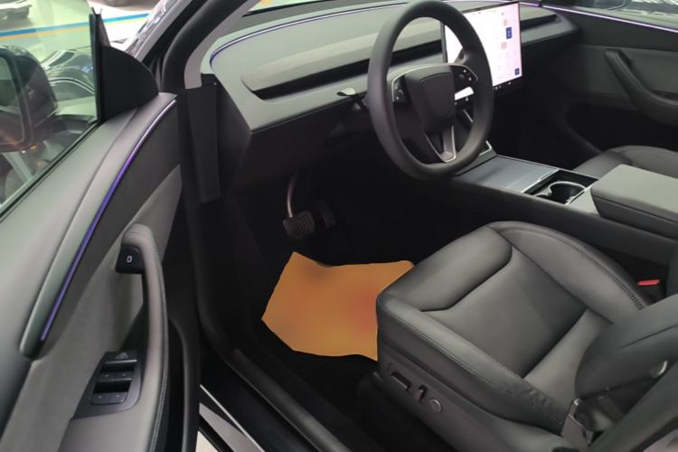 Used Tesla Model Y 2025 Rear-Wheel-Drive Version Driver Seat