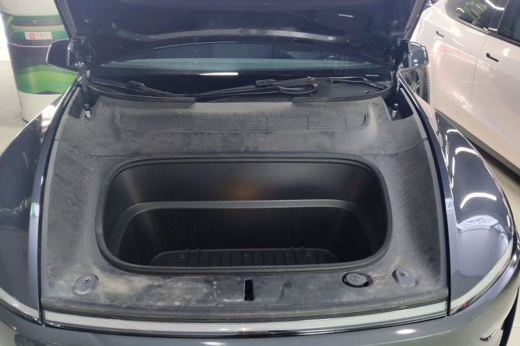 Used Tesla Model Y 2025 Rear-Wheel-Drive Version Engine Bay