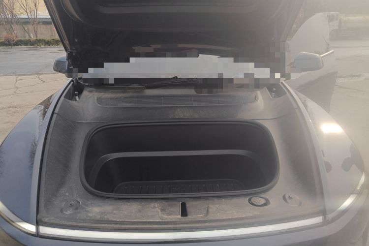 Used Tesla Model Y 2025 Rear-Wheel-Drive Version Engine Bay