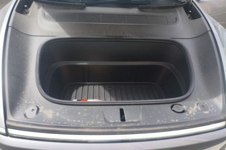 Used Tesla Model Y 2025 Rear-Wheel-Drive Version Engine Bay