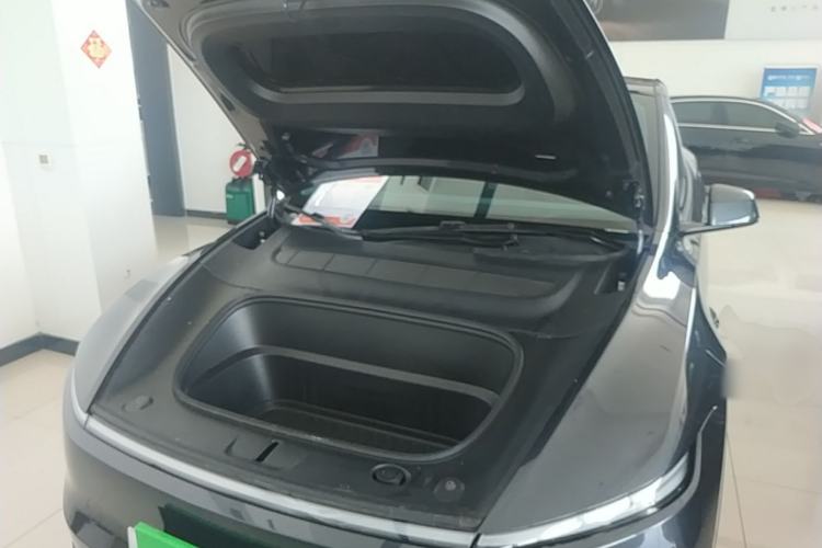 Used Tesla Model Y 2025 Rear-Wheel-Drive Version Engine Bay