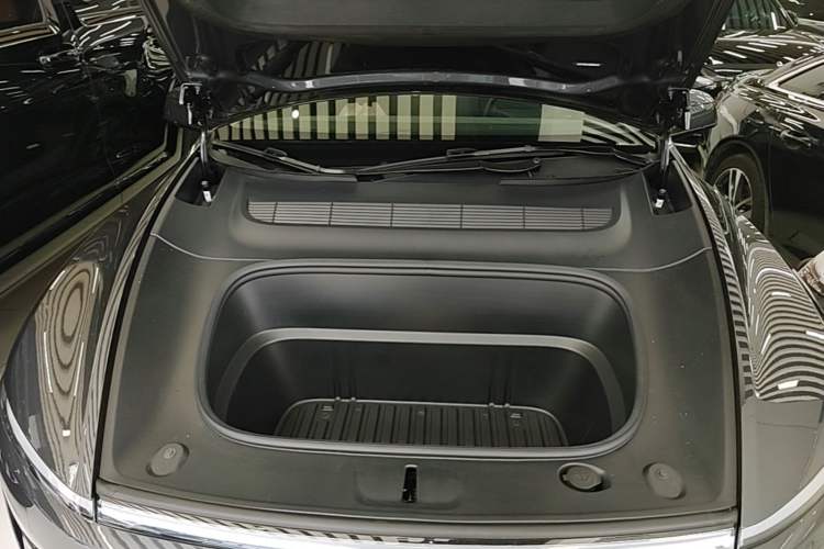Used Tesla Model Y 2025 Rear-Wheel Drive First Edition Engine Bay