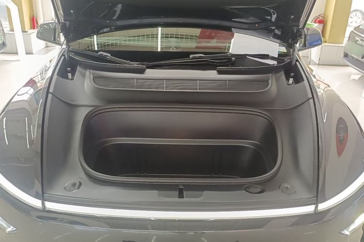 Used Tesla Model Y 2025 Long-Range All-Wheel Drive First Edition Engine Bay
