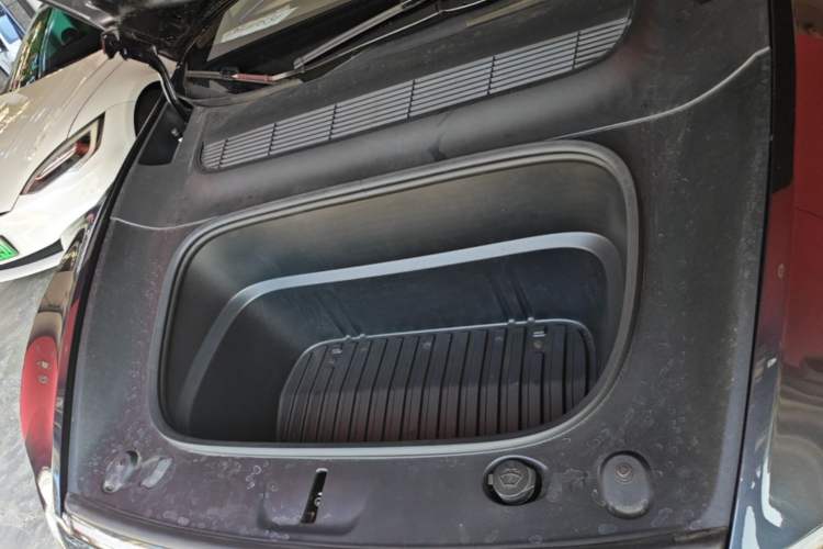 Used Tesla Model Y 2025 Long-Range All-Wheel Drive First Edition Engine Bay