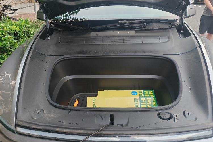 Used Tesla Model Y 2025 Rear-Wheel-Drive Version Engine Bay