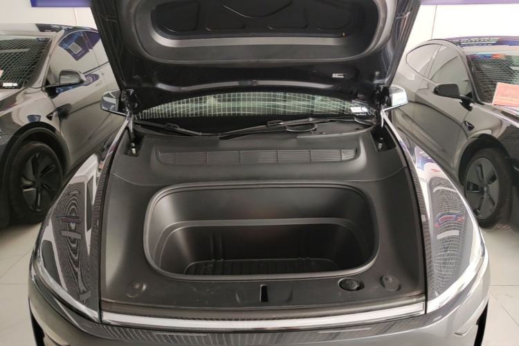 Used Tesla Model Y 2025 Long-Range All-Wheel-Drive Version Engine Bay