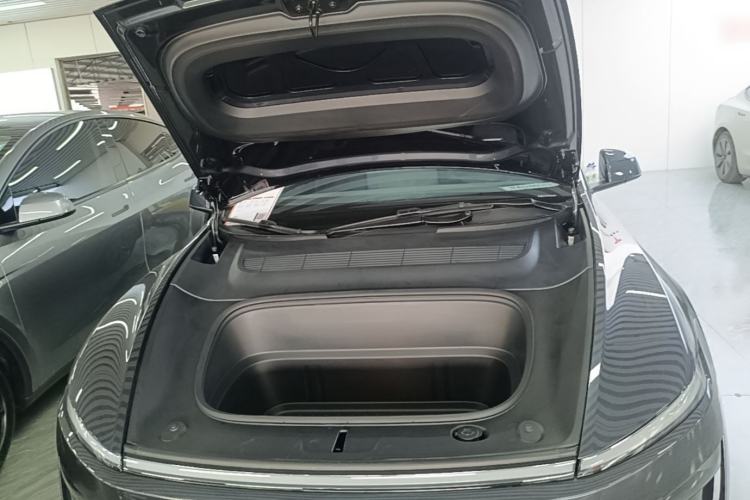 Used Tesla Model Y 2025 Rear-Wheel-Drive Version Engine Bay