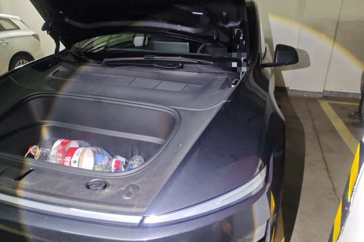 Used Tesla Model Y 2025 Rear-Wheel-Drive Version Engine Bay Left