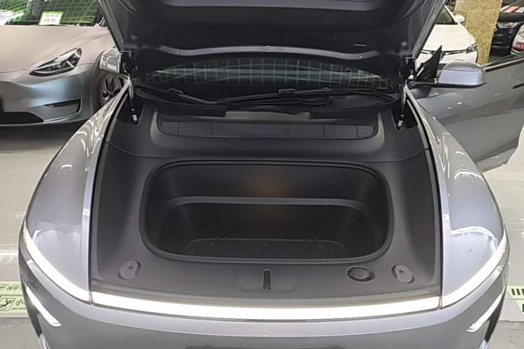 Used Tesla Model Y 2025 Rear-Wheel Drive First Edition Engine Bay