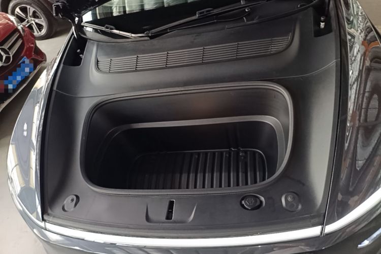 Used Tesla Model Y 2025 Rear-Wheel-Drive Version Engine Bay