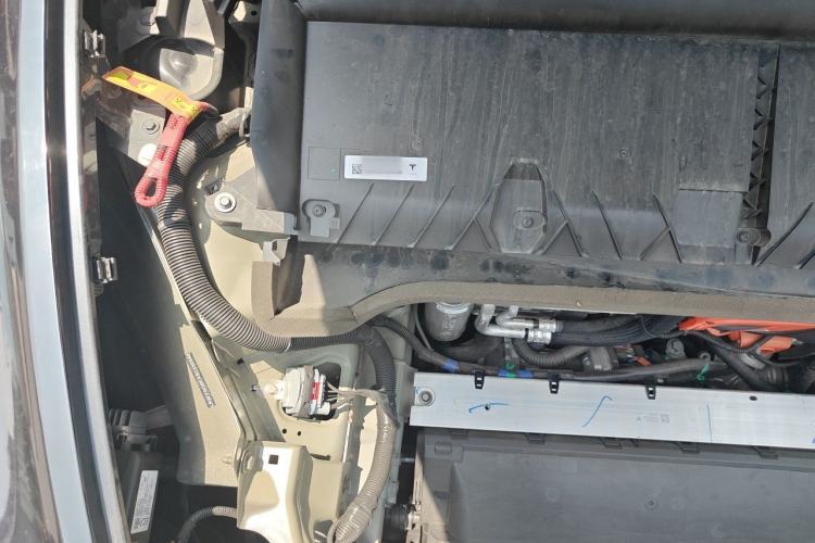Used Tesla Model Y 2025 Long-Range All-Wheel Drive First Edition Engine Bay Right