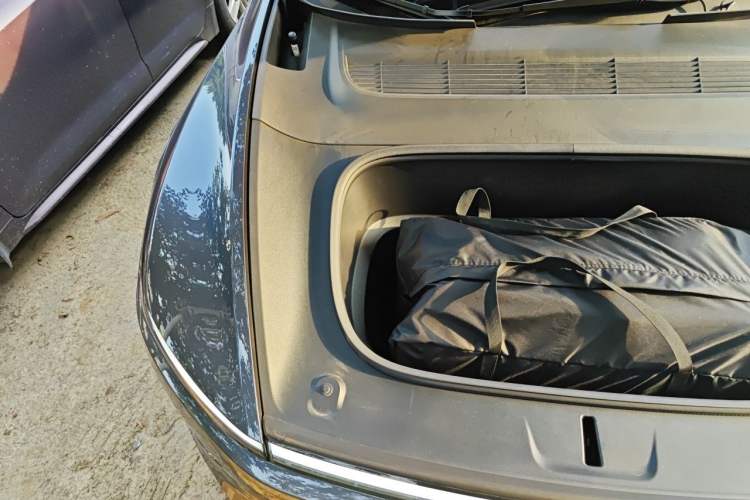 Used Tesla Model Y 2025 Rear-Wheel Drive First Edition Engine Bay Right