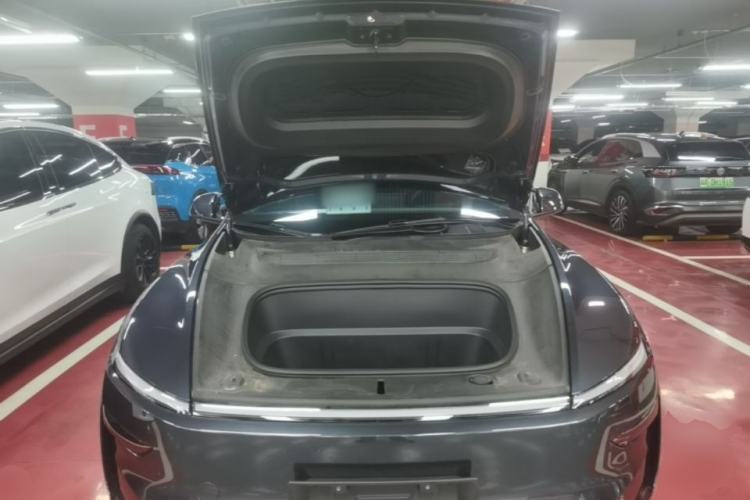 Used Tesla Model Y 2025 Rear-Wheel-Drive Version Engine Bay