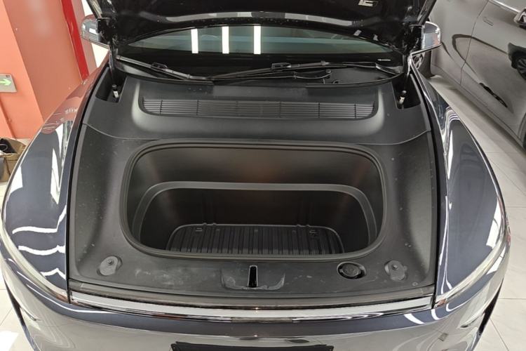 Used Tesla Model Y 2025 Updated Version Long-Range All-Wheel Drive Engine Bay