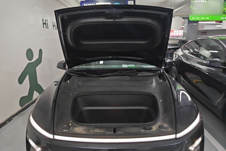 Used Tesla Model Y 2025 Rear-Wheel-Drive Version Engine Bay