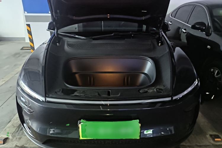 Used Tesla Model Y 2025 Rear-Wheel-Drive Version Engine Bay