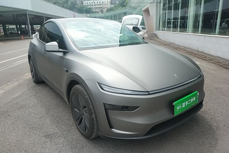 Used Tesla Model Y 2025 Rear-Wheel-Drive Version Exterior 1