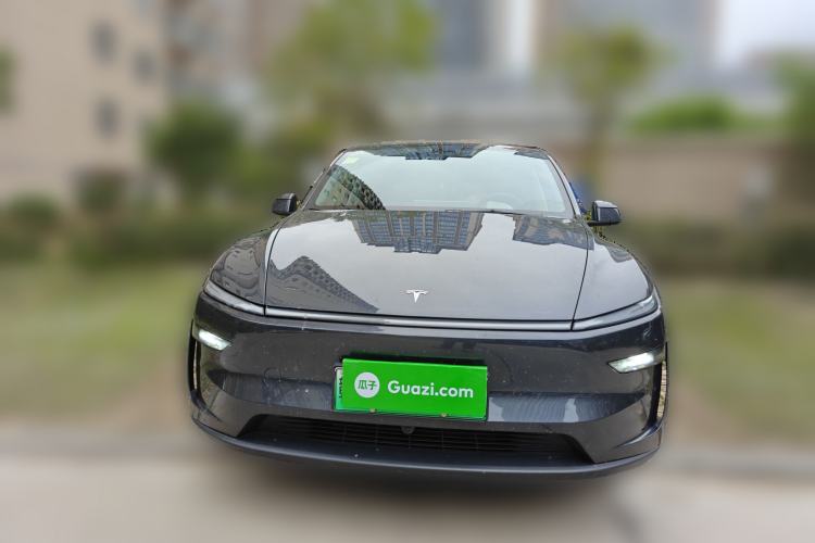 Used Tesla Model Y 2025 Rear-Wheel-Drive Version Exterior 1