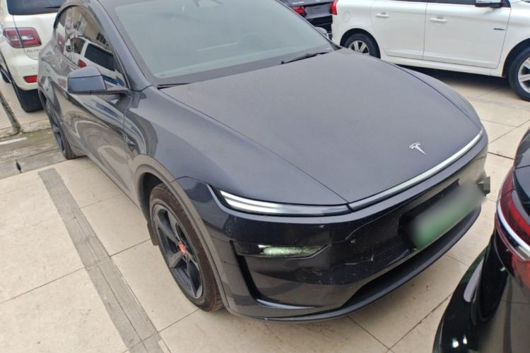 Used Tesla Model Y 2025 Rear-Wheel-Drive Version Exterior 1