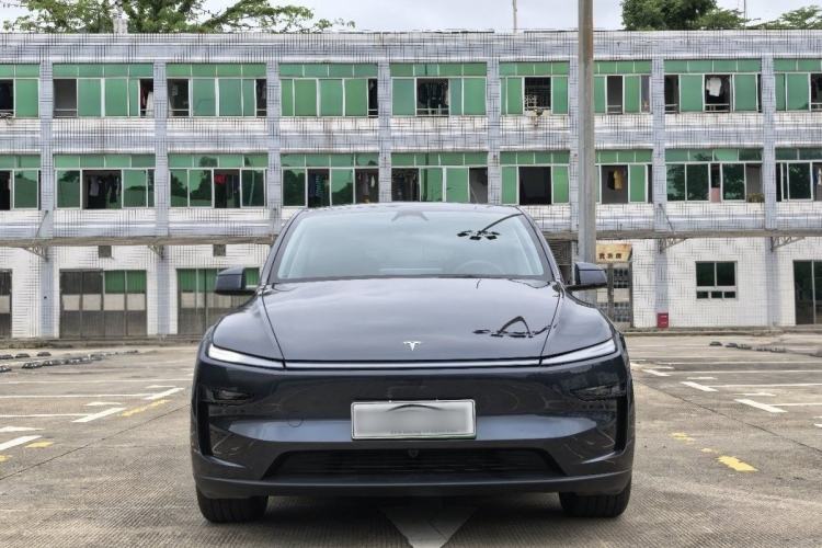 Used Tesla Model Y 2025 Rear-Wheel-Drive Version Exterior 1
