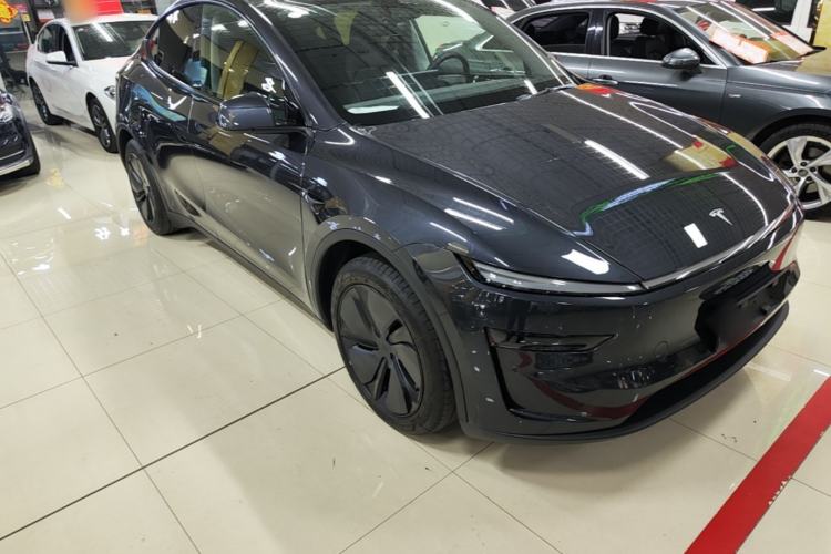 Used Tesla Model Y 2025 Rear-Wheel-Drive Version Exterior 1