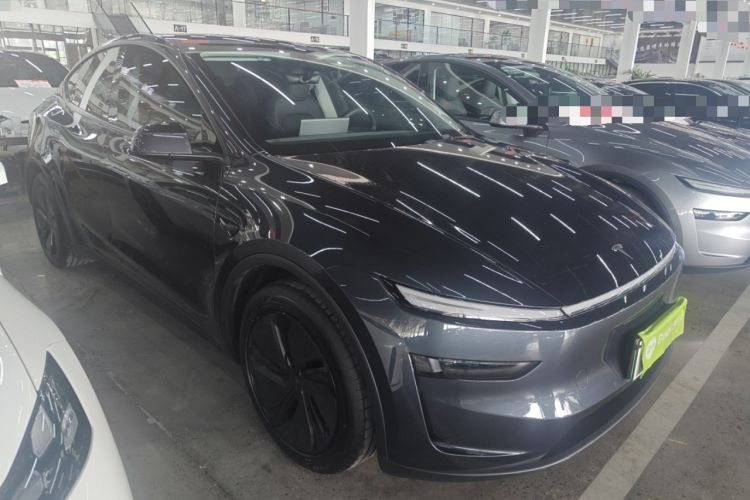 Used Tesla Model Y 2025 Rear-Wheel Drive First Edition Exterior 1