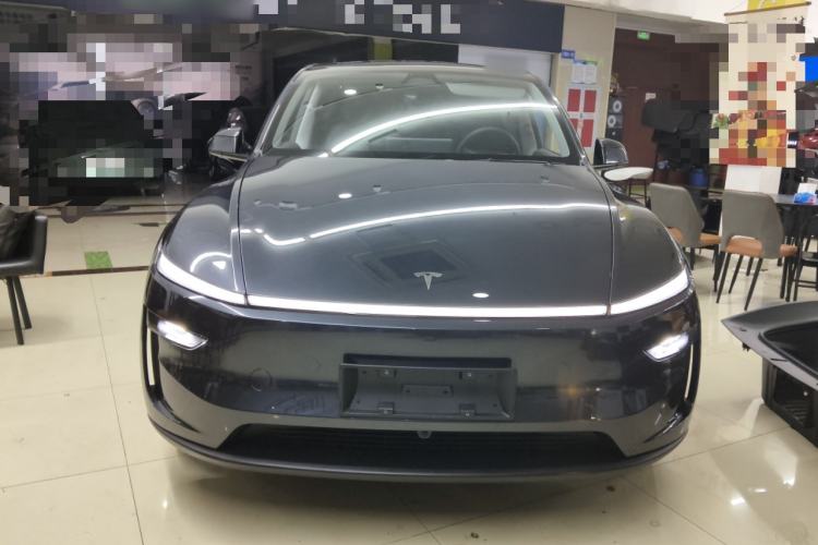 Used Tesla Model Y 2025 Rear-Wheel-Drive Version Exterior 1