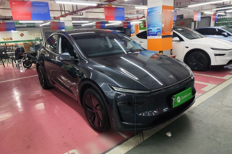 Used Tesla Model Y 2025 Long-Range All-Wheel Drive First Edition Exterior 1