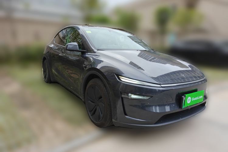 Used Tesla Model Y 2025 Rear-Wheel-Drive Version Exterior 2