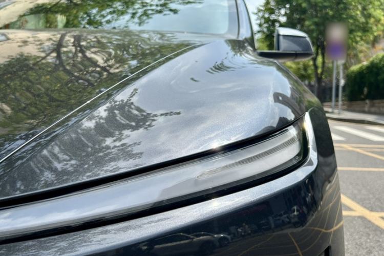Used Tesla Model Y 2025 Rear-Wheel Drive First Edition Exterior 5