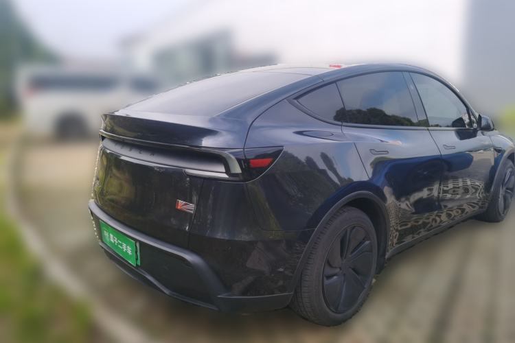 Used Tesla Model Y 2025 Rear-Wheel-Drive Version Exterior 5
