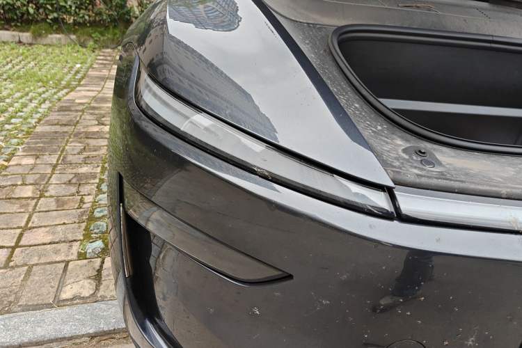 Used Tesla Model Y 2025 Rear-Wheel-Drive Version Exterior 6