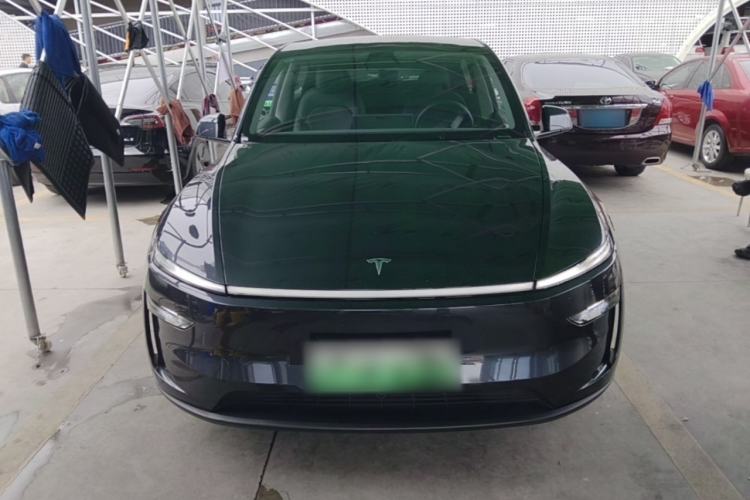 Used Tesla Model Y 2025 Rear-Wheel-Drive Version Front