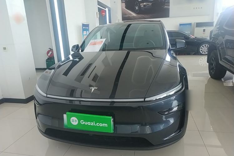 Used Tesla Model Y 2025 Rear-Wheel-Drive Version Front