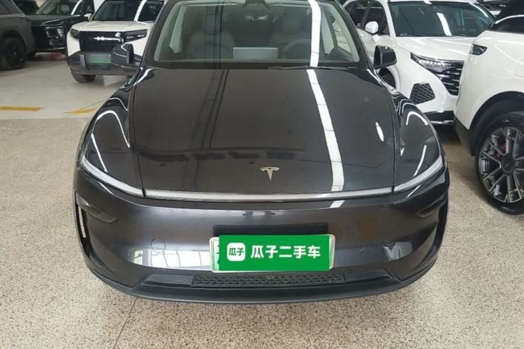 Used Tesla Model Y 2025 Long-Range All-Wheel Drive First Edition Front