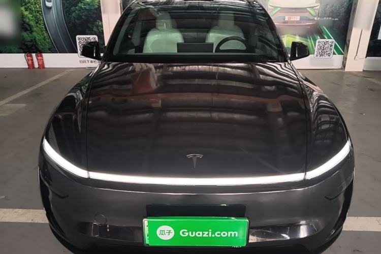 Used Tesla Model Y 2025 Long-Range All-Wheel Drive First Edition Front