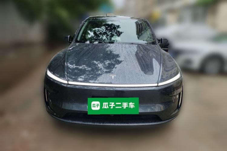 Used Tesla Model Y 2025 Long-Range All-Wheel-Drive Version Front