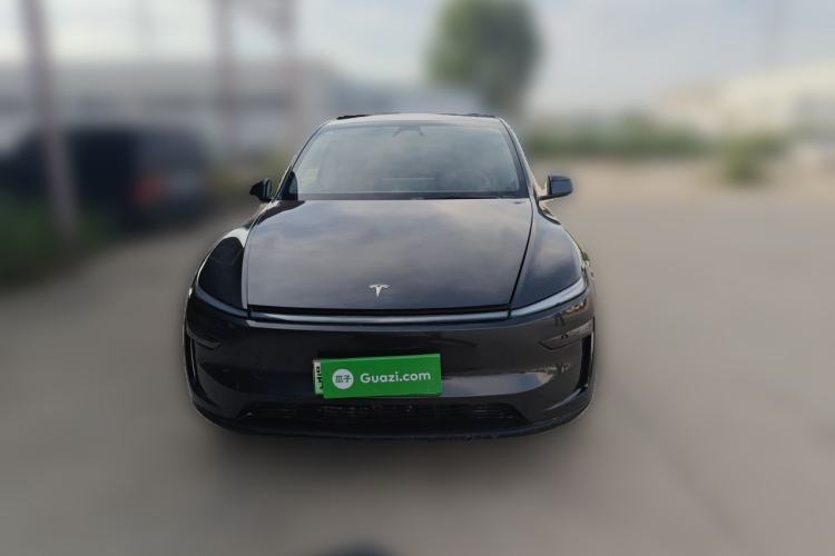Used Tesla Model Y 2025 Rear-Wheel-Drive Version Front