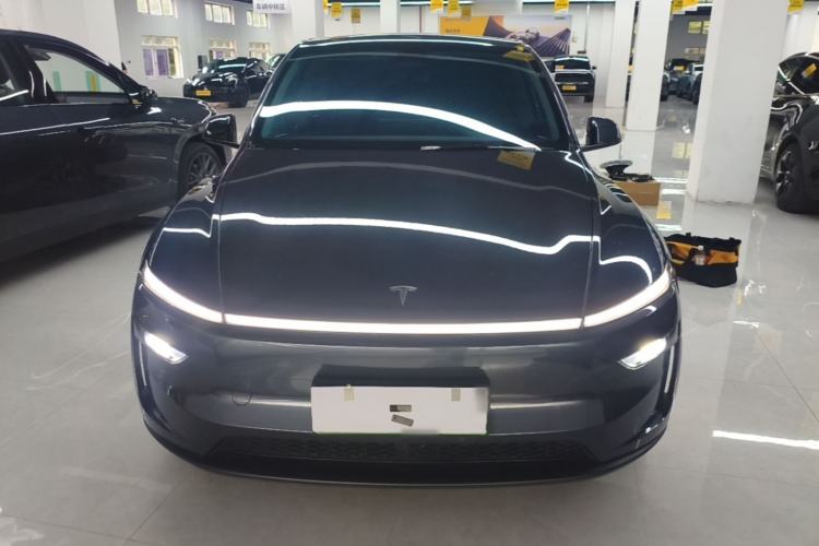 Used Tesla Model Y 2025 Rear-Wheel-Drive Version Front